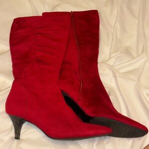Elegant Red Suede Heeled Boots